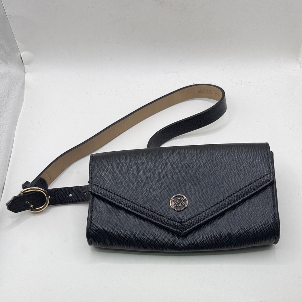 Michael Kors Black Envelope Waist Fanny Pack Belt Bag Purse S M - Picture 1 of 15